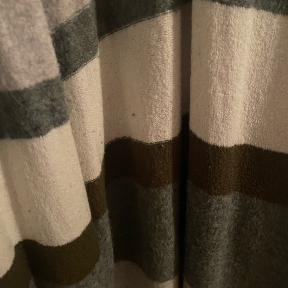 Perfect for fall! - Picture 2 of 4